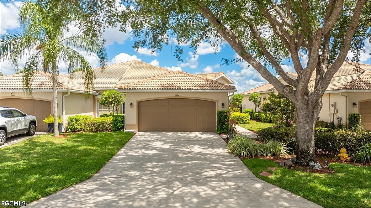 2 bed, 2.0 bath, 1723 sqft, $3,900 — Photo 1