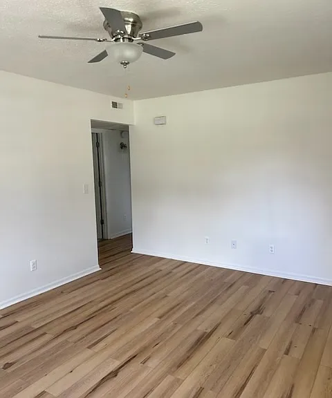 418 Valley St — Photo 10