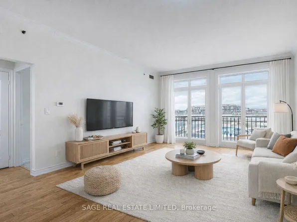 3531 Lake Shore Blvd W #202, Toronto, ON M8W 1P4