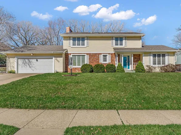 2253 SW Alameda Dr, Topeka, KS 66614