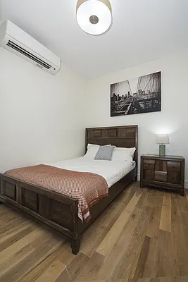 Rented by Bold New York | media 31