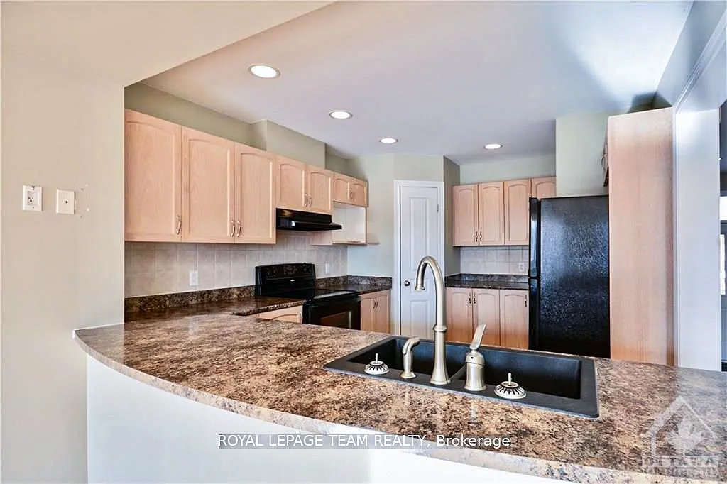 3 bed, $2,750 — Photo 4