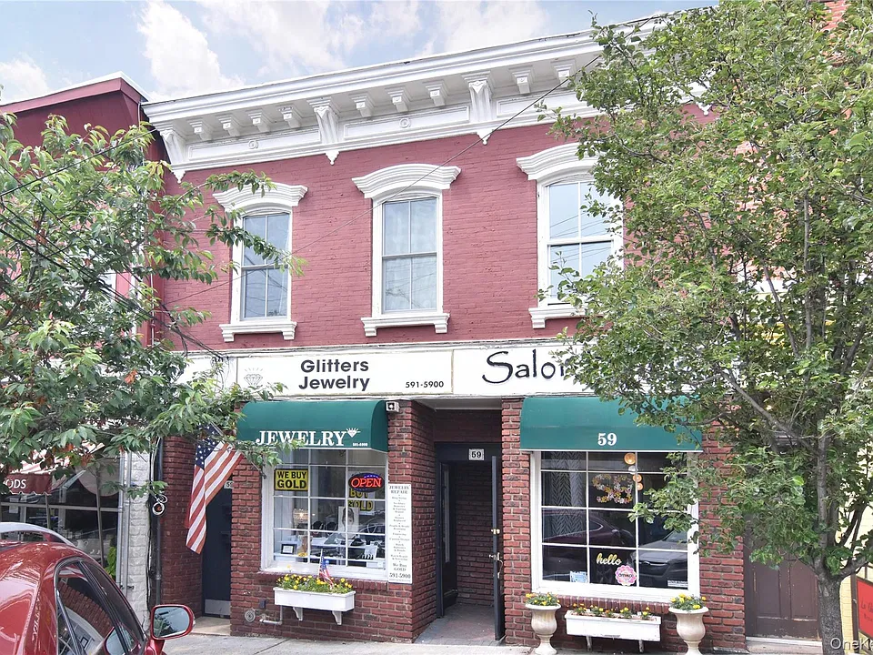 59 Main St #1