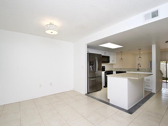 4th image of 5890 Windhover Dr Unit 5890