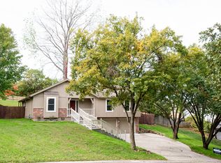 5070 Mullen Rd, Shawnee, KS 66216