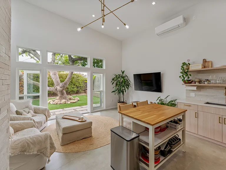 6553A Albatross St #A — Photo 5