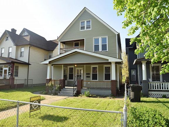 2nd image of 1616 Castle Ave #Up