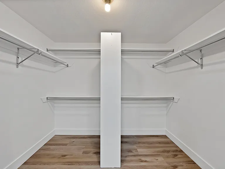 4021 San Mateo Dr — Photo 21