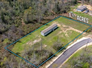 1424 E F Sanford Rd, Baker, FL 32531