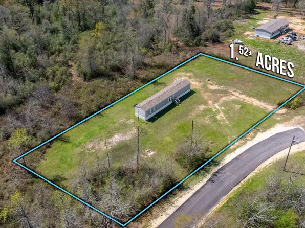 1424 E F Sanford Rd, Baker, FL 32531