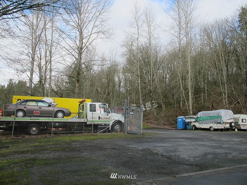5th image of 2457 Kamber Road