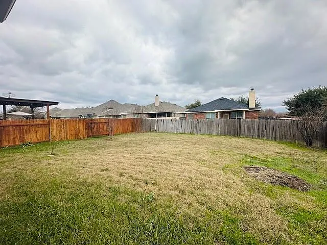 18501 Blue Pond Dr — Photo 30