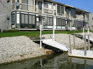 6464 N Harris Harbor Dr, Oak Harbor, OH 43449
