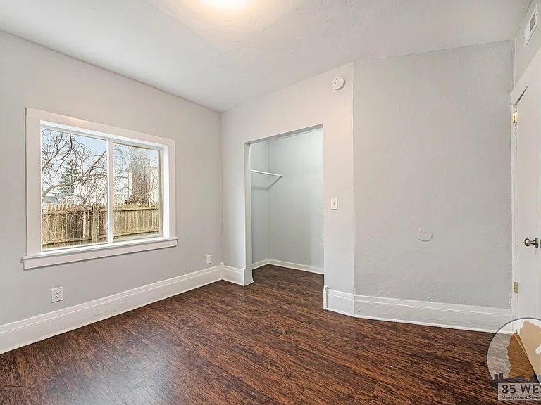 407 11th St NW #D — Photo 9