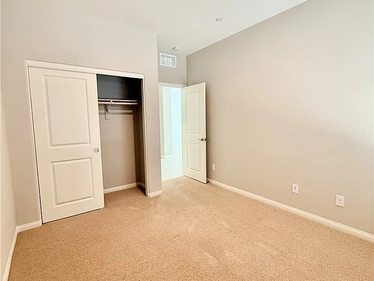 341 Canary Song Dr — Photo 15