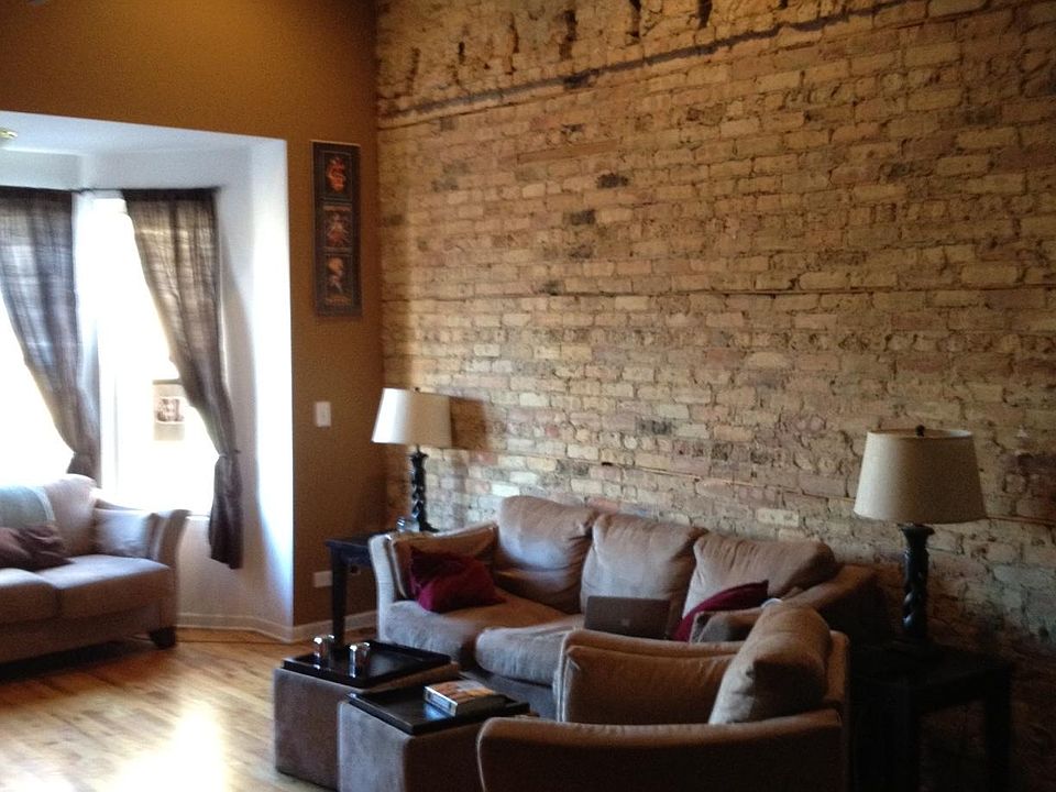 1st image of 2450 N Southport Ave #V201