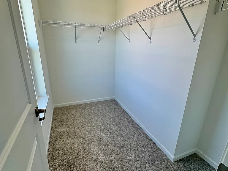 25752 W Yorkshire Dr — Photo 35