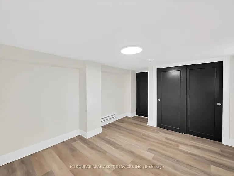 132 Holton Ave S #1 — Photo 9