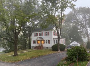 7 Vista Rd, Wellesley, MA 02481