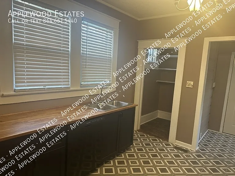 120 Princeton St — Photo 10