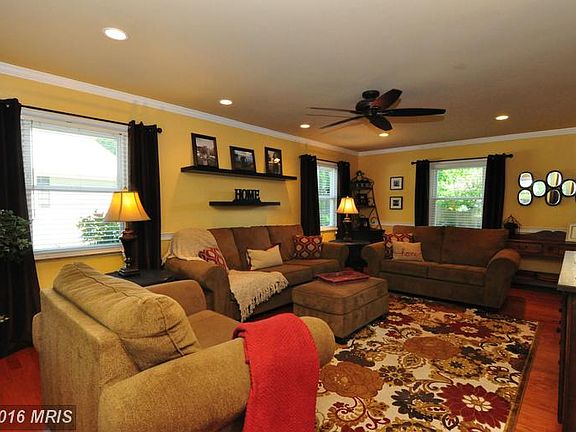 2nd image of 13140 Maltese Ln