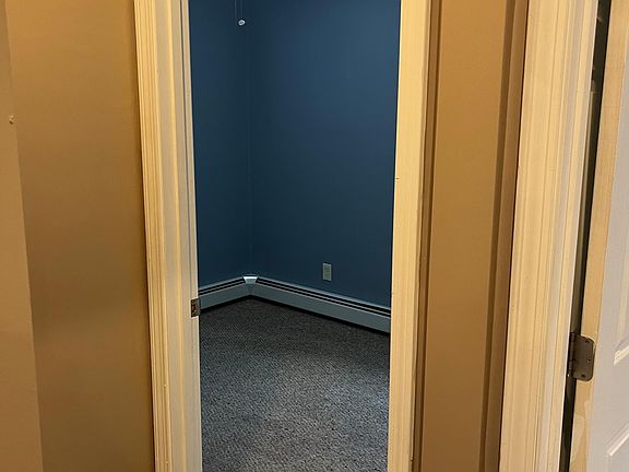 4th image of 33 Maple Ave #A