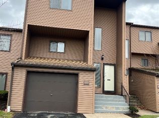 537 Montroyale Dr, Erie, PA