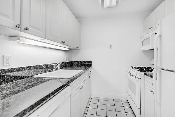 Rented by Douglas Elliman | media 3