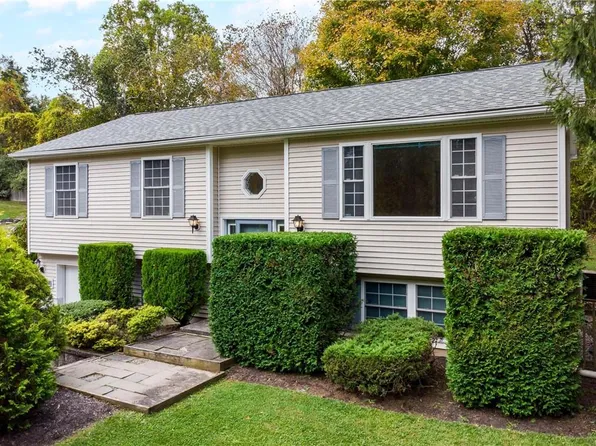 59 Holly Hill Drive, Wingdale, NY 12594