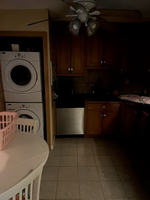 2 bed, 800 sqft, $2,200 — Photo 3