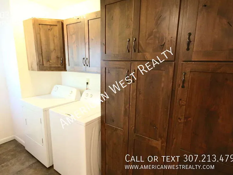 2031 Shoshoni Trl N — Photo 9
