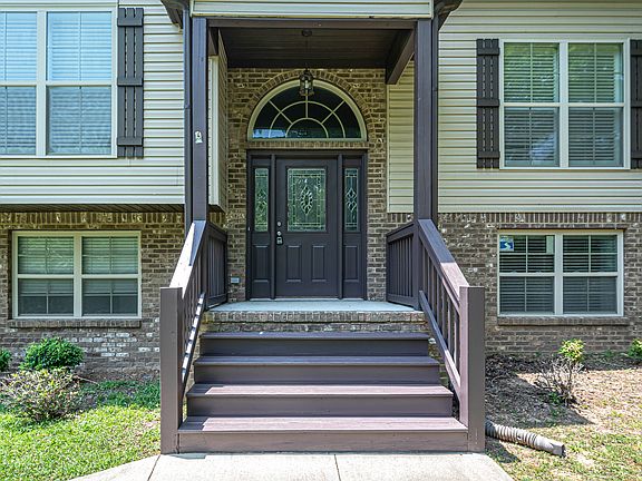 3rd image of 12696 Alpine Cir