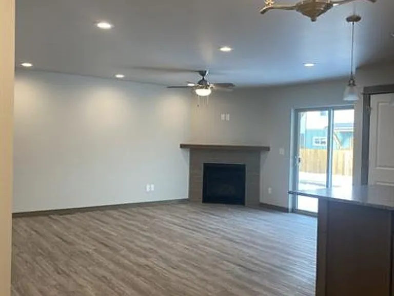 1313 Fozzie Ln — Photo 19