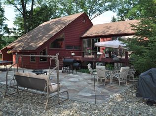 24 Glacier Dr, Morris Plains, NJ 07950