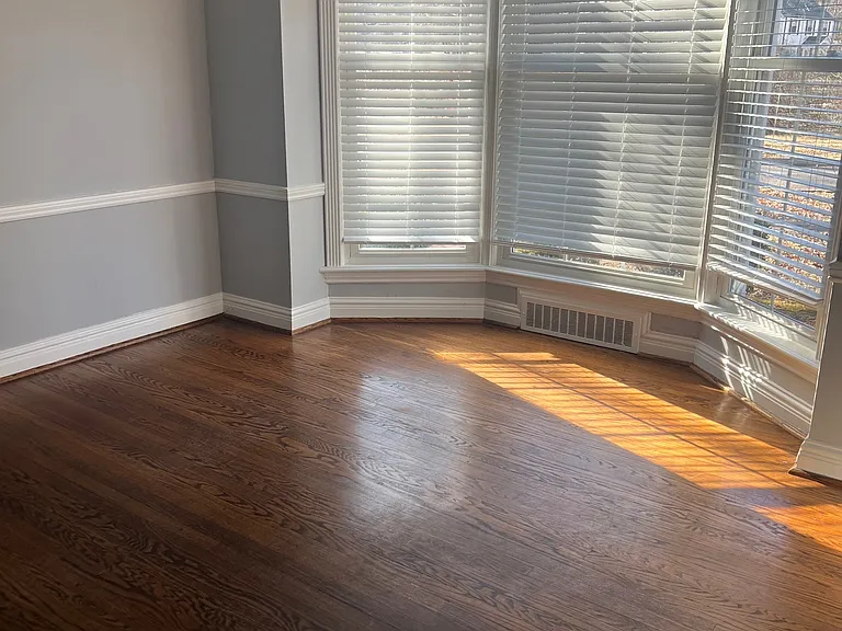8 Narragansett Dr — Photo 3