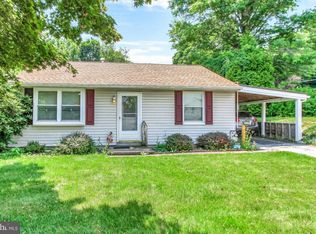 1218 Overbrook Dr, York, PA 17404