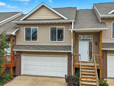 1805 Goose Lake Cir, North Liberty, IA, 52317