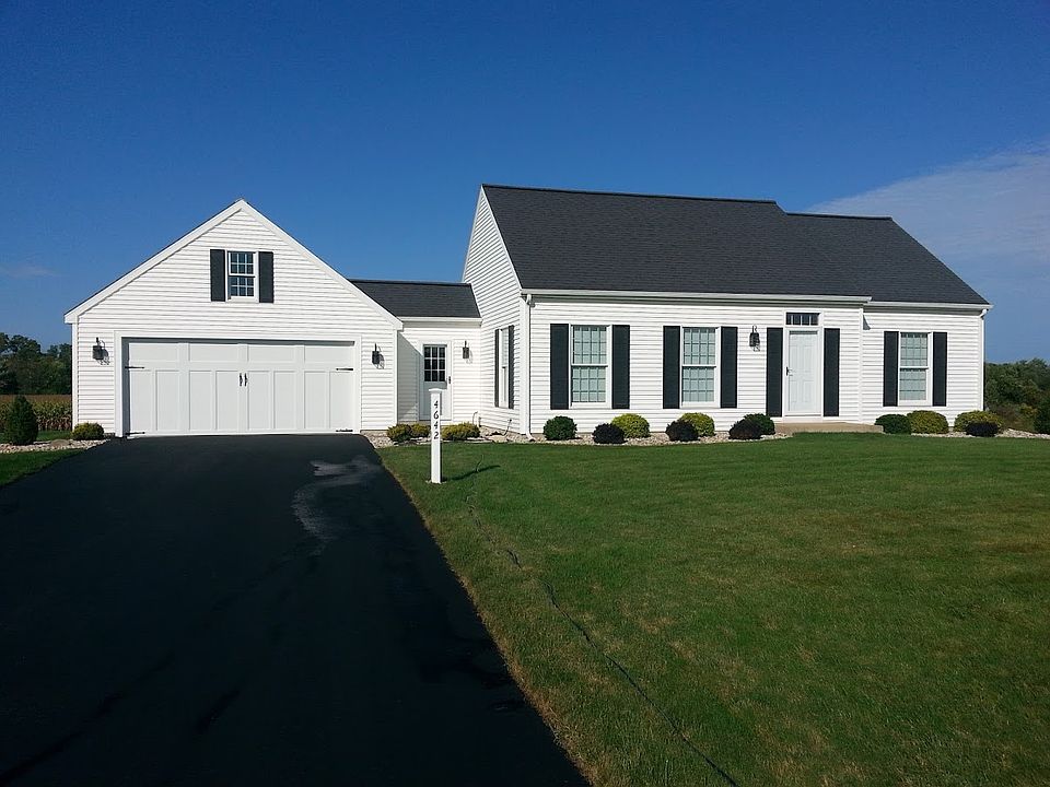 1st image of 4642 61st St