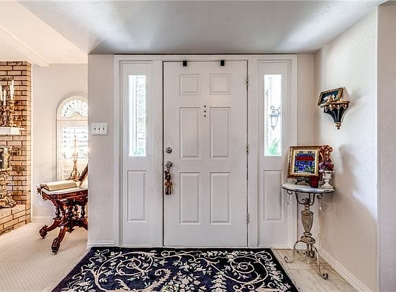 3rd image of 4605 Ringgold Ln