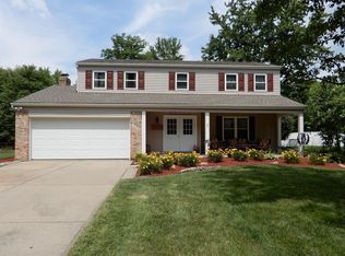 1122 Twiggs Ln, Amelia, OH 45102