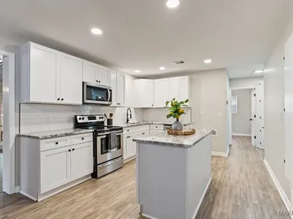 723 Gillespie St, Prattville, AL 36067