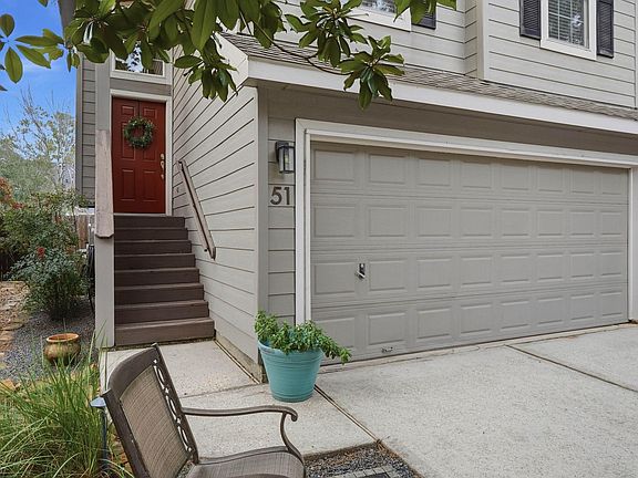 2nd image of 51 Wineberry Pl