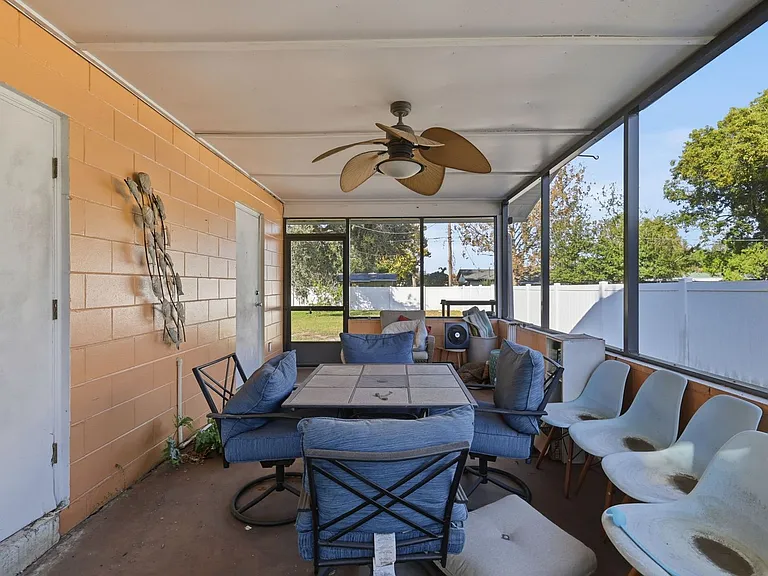 2901 Eastland Rd — Photo 19
