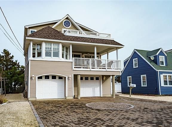 3rd image of 5 E Dune Ln