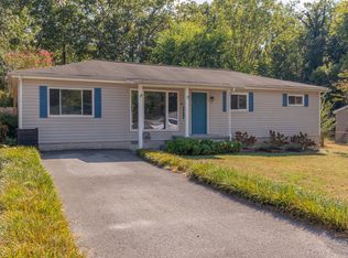 625 Union Ave, Rossville, GA 30741