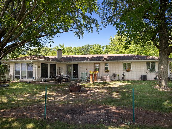3rd image of 1550 E Y Ave