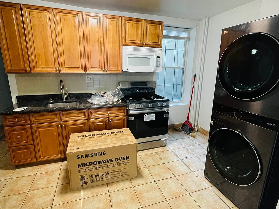 1st image of 20-82 33rd St #1