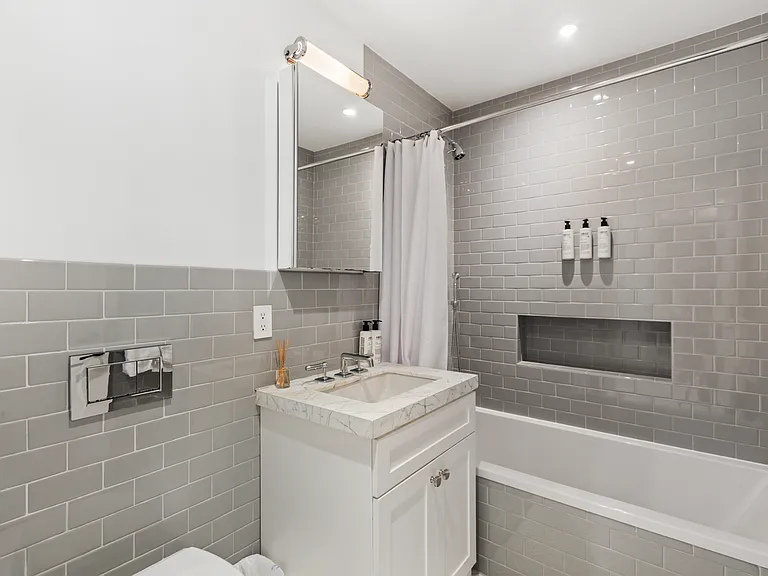 43 W 27th St #6R — Photo 20