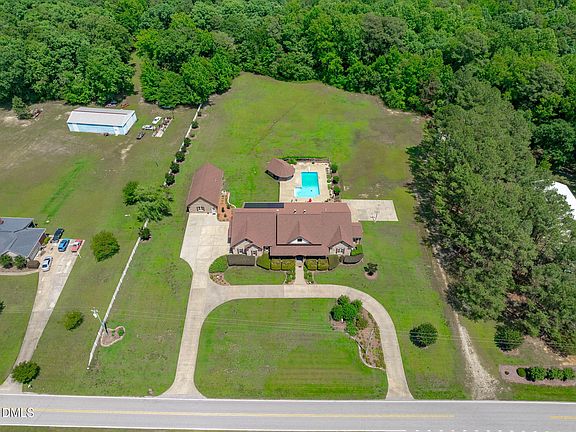 2nd image of 10917 Jordan Rd