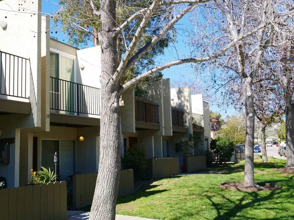 2850 Reynard Way APT 19, San Diego, CA 92103
